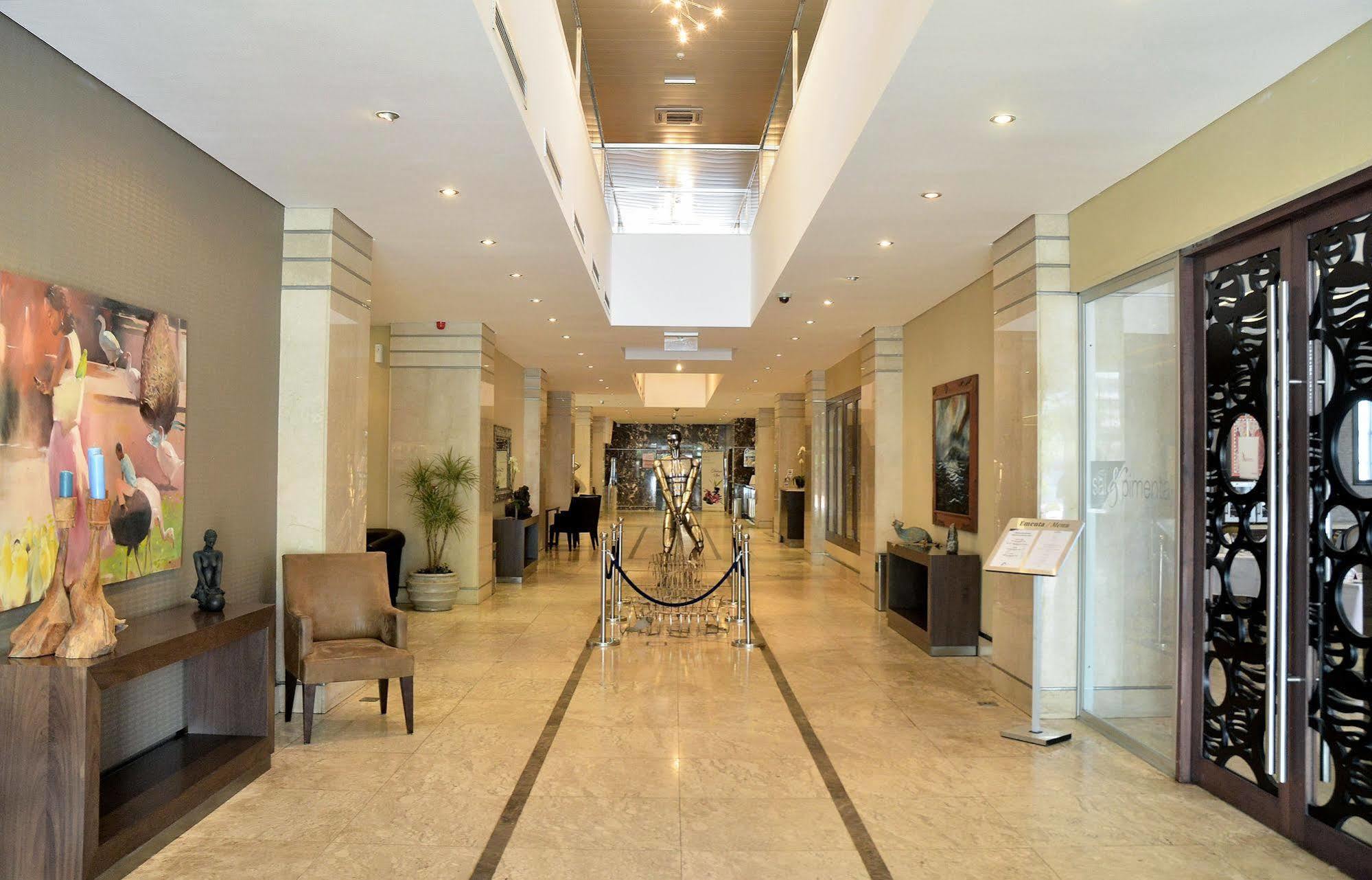 Afrin Prestige Hotel มาปูโต ภายนอก รูปภาพ